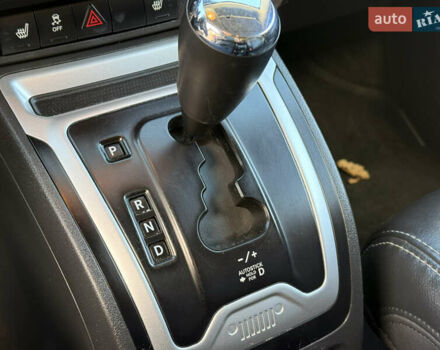 Червоний Джип Compass, об'ємом двигуна 2.36 л та пробігом 140 тис. км за 11400 $, фото 16 на Automoto.ua