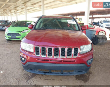 Червоний Джип Compass, об'ємом двигуна 2.4 л та пробігом 178 тис. км за 750 $, фото 4 на Automoto.ua