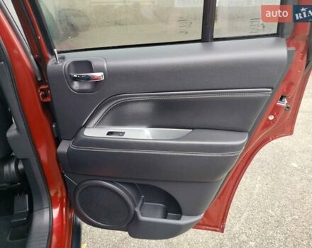 Червоний Джип Compass, об'ємом двигуна 2.4 л та пробігом 172 тис. км за 9450 $, фото 44 на Automoto.ua