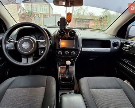 Красный Джип Компас, объемом двигателя 2.36 л и пробегом 217 тыс. км за 10100 $, фото 9 на Automoto.ua