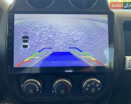 Червоний Джип Compass, об'ємом двигуна 2 л та пробігом 170 тис. км за 9999 $, фото 19 на Automoto.ua