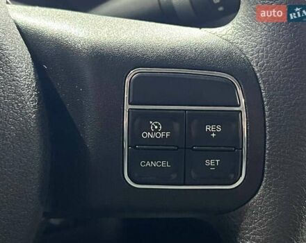 Червоний Джип Compass, об'ємом двигуна 2 л та пробігом 105 тис. км за 11300 $, фото 19 на Automoto.ua