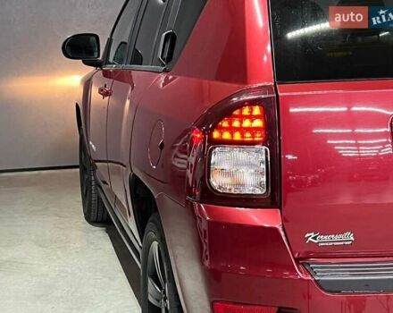 Червоний Джип Compass, об'ємом двигуна 2 л та пробігом 105 тис. км за 11300 $, фото 4 на Automoto.ua