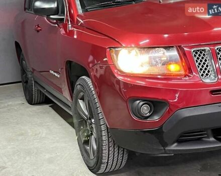Червоний Джип Compass, об'ємом двигуна 2 л та пробігом 105 тис. км за 11300 $, фото 1 на Automoto.ua