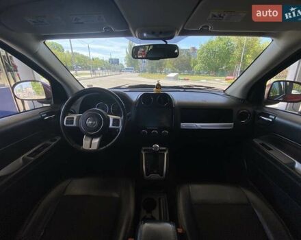 Красный Джип Компас, объемом двигателя 2 л и пробегом 170 тыс. км за 9999 $, фото 15 на Automoto.ua