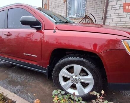 Красный Джип Компас, объемом двигателя 2.36 л и пробегом 217 тыс. км за 10100 $, фото 2 на Automoto.ua
