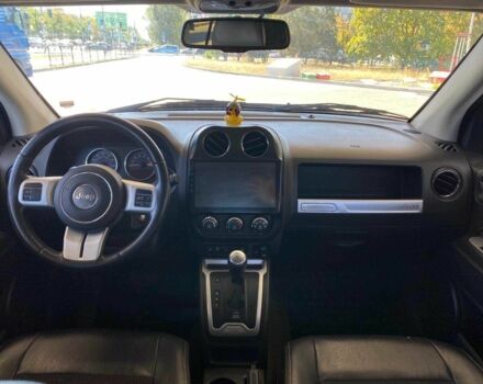 Красный Джип Компас, объемом двигателя 2 л и пробегом 170 тыс. км за 9500 $, фото 17 на Automoto.ua