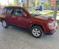 Красный Джип Компас, объемом двигателя 2 л и пробегом 170 тыс. км за 9999 $, фото 3 на Automoto.ua