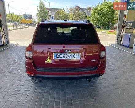 Красный Джип Компас, объемом двигателя 2 л и пробегом 170 тыс. км за 9999 $, фото 6 на Automoto.ua