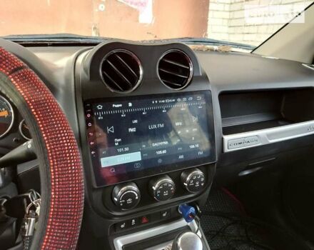 Червоний Джип Compass, об'ємом двигуна 2.36 л та пробігом 132 тис. км за 10700 $, фото 4 на Automoto.ua