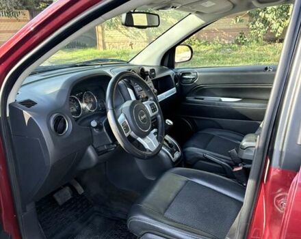 Красный Джип Компас, объемом двигателя 2 л и пробегом 204 тыс. км за 12000 $, фото 45 на Automoto.ua