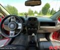Червоний Джип Compass, об'ємом двигуна 2 л та пробігом 126 тис. км за 9700 $, фото 5 на Automoto.ua