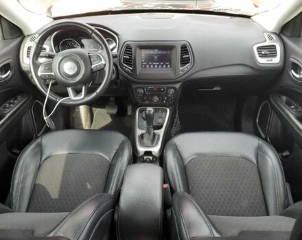 Червоний Джип Compass, об'ємом двигуна 2.4 л та пробігом 11 тис. км за 1200 $, фото 7 на Automoto.ua