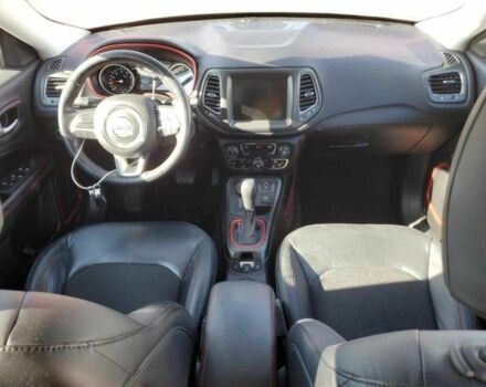Червоний Джип Compass, об'ємом двигуна 2.4 л та пробігом 72 тис. км за 1300 $, фото 7 на Automoto.ua