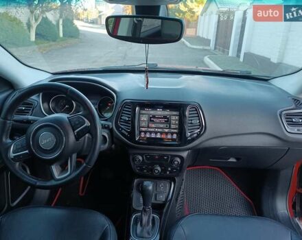 Красный Джип Компас, объемом двигателя 2.36 л и пробегом 98 тыс. км за 14800 $, фото 10 на Automoto.ua