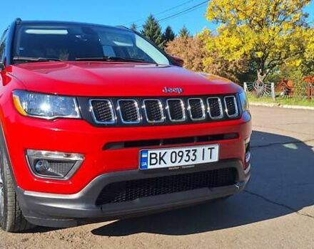 Джип Compass 2017 у Рівному на Automoto.ua Червоний Джип Compass, об'ємом двигуна 2.36 л та пробігом 24 тис. км за 14500 $, фото 2 на Automoto.ua