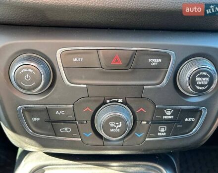 Червоний Джип Compass, об'ємом двигуна 2.36 л та пробігом 136 тис. км за 16000 $, фото 24 на Automoto.ua