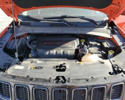 Червоний Джип Compass, об'ємом двигуна 2.4 л та пробігом 72 тис. км за 1300 $, фото 10 на Automoto.ua