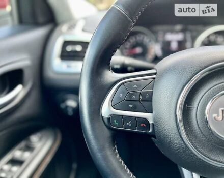 Джип Компас 2018 в Новояворовск на Automoto.ua Красный Джип Компас, объемом двигателя 2.4 л и пробегом 35 тыс. км за 17700 $, фото 31 на Automoto.ua