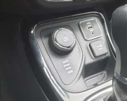 Красный Джип Компас, объемом двигателя 2.36 л и пробегом 150 тыс. км за 13900 $, фото 36 на Automoto.ua