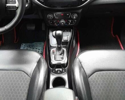 Красный Джип Компас, объемом двигателя 2.36 л и пробегом 73 тыс. км за 15950 $, фото 74 на Automoto.ua