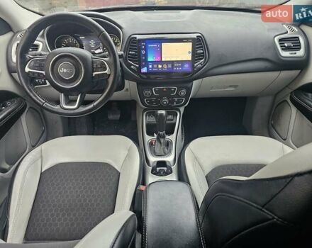 Красный Джип Компас, объемом двигателя 2.36 л и пробегом 164 тыс. км за 13500 $, фото 1 на Automoto.ua