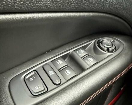 Красный Джип Компас, объемом двигателя 2.36 л и пробегом 62 тыс. км за 20000 $, фото 4 на Automoto.ua