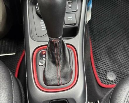 Красный Джип Компас, объемом двигателя 2.36 л и пробегом 62 тыс. км за 20000 $, фото 3 на Automoto.ua