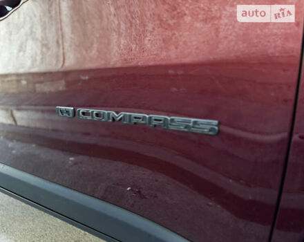 Червоний Джип Compass, об'ємом двигуна 0 л та пробігом 9 тис. км за 17999 $, фото 10 на Automoto.ua