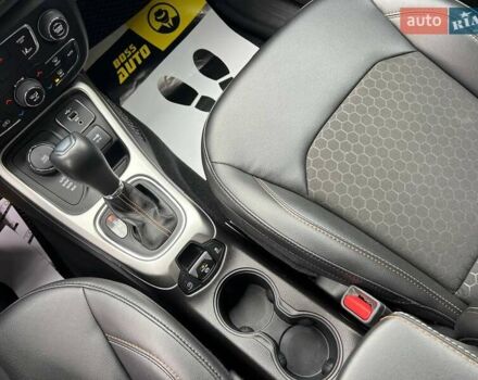 Червоний Джип Compass, об'ємом двигуна 2.36 л та пробігом 16 тис. км за 17500 $, фото 16 на Automoto.ua