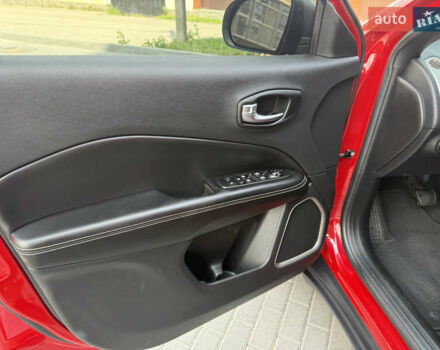 Джип Компас 2021 в Полтаве на Automoto.ua Красный Джип Компас, объемом двигателя 2.36 л и пробегом 100 тыс. км за 17200 $, фото 36 на Automoto.ua