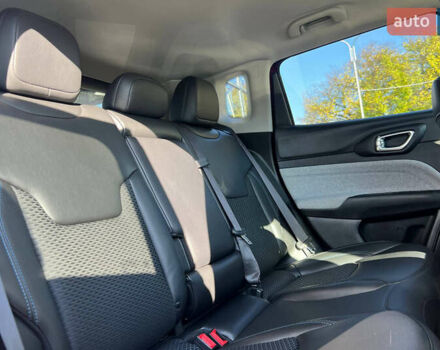 Червоний Джип Compass, об'ємом двигуна 2.36 л та пробігом 72 тис. км за 18900 $, фото 10 на Automoto.ua