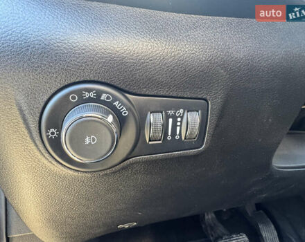 Червоний Джип Compass, об'ємом двигуна 2.36 л та пробігом 70 тис. км за 20000 $, фото 26 на Automoto.ua