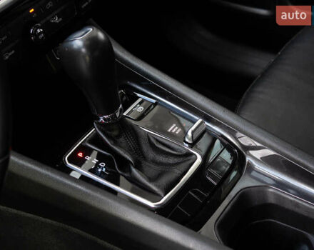 Червоний Джип Compass, об'ємом двигуна 2.36 л та пробігом 117 тис. км за 19800 $, фото 22 на Automoto.ua