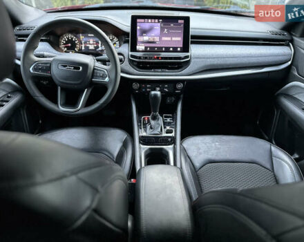 Красный Джип Компас, объемом двигателя 2 л и пробегом 129 тыс. км за 13999 $, фото 10 на Automoto.ua