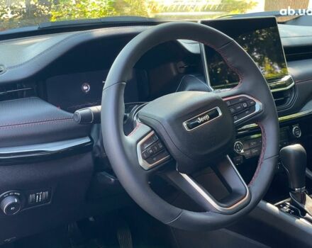 Джип Компас 2023 в Киеве на Automoto.ua Красный Джип Компас, объемом двигателя 2 л и пробегом 22 тыс. км за 27290 $, фото 24 на Automoto.ua