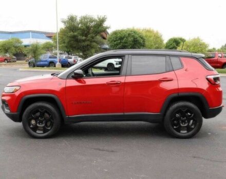 Червоний Джип Compass, об'ємом двигуна 2 л та пробігом 13 тис. км за 5100 $, фото 3 на Automoto.ua