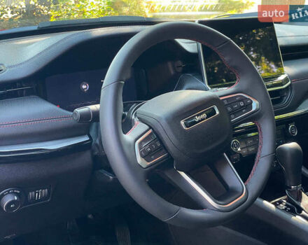 Джип Компас 2023 в Киеве на Automoto.ua Красный Джип Компас, объемом двигателя 2 л и пробегом 22 тыс. км за 27290 $, фото 24 на Automoto.ua