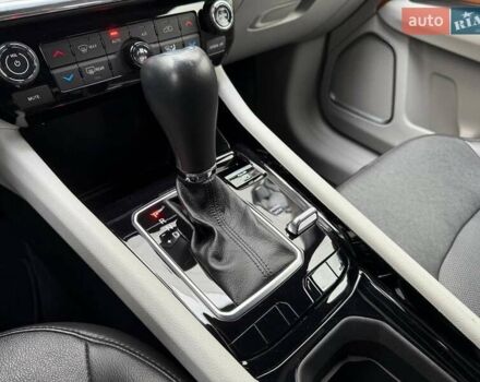 Червоний Джип Compass, об'ємом двигуна 2 л та пробігом 22 тис. км за 21990 $, фото 19 на Automoto.ua