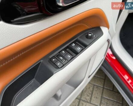 Червоний Джип Compass, об'ємом двигуна 2 л та пробігом 22 тис. км за 21990 $, фото 12 на Automoto.ua