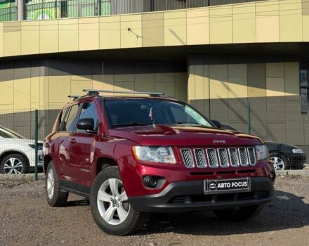 Красный Джип Компас, объемом двигателя 0 л и пробегом 320 тыс. км за 8790 $, фото 1 на Automoto.ua