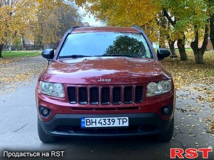 Джип Компас 2012 в Николаеве на Automoto.ua Красный Джип Компас, объемом двигателя 2 л и пробегом 220 тыс. км за 9000 $, фото 1 на Automoto.ua