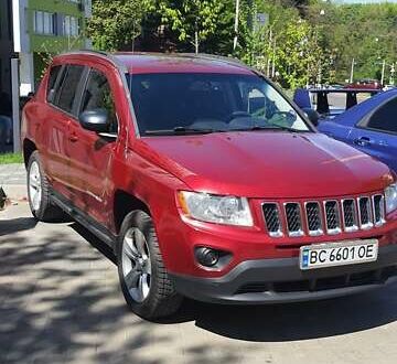 Джип Компас 2012 в Львове на Automoto.ua Красный Джип Компас, объемом двигателя 2.36 л и пробегом 300 тыс. км за 7500 $, фото 1 на Automoto.ua