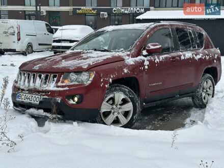 Красный Джип Компас, объемом двигателя 2.36 л и пробегом 117 тыс. км за 10900 $, фото 1 на Automoto.ua