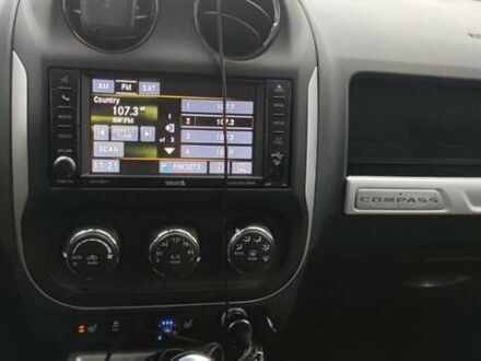 Джип Compass 2013 у Вінниці на Automoto.ua Червоний Джип Compass, об'ємом двигуна 2.4 л та пробігом 98 тис. км за 9500 $, фото 1 на Automoto.ua
