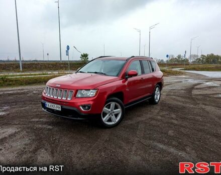 Джип Компас 2014 в Киеве на Automoto.ua Красный Джип Компас, объемом двигателя 2 л и пробегом 210 тыс. км за 9700 $, фото 1 на Automoto.ua