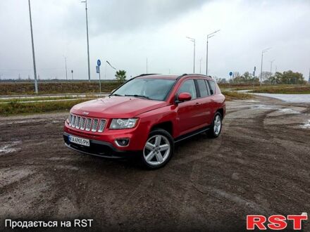 Червоний Джип Compass, об'ємом двигуна 2 л та пробігом 200 тис. км за 9500 $, фото 1 на Automoto.ua