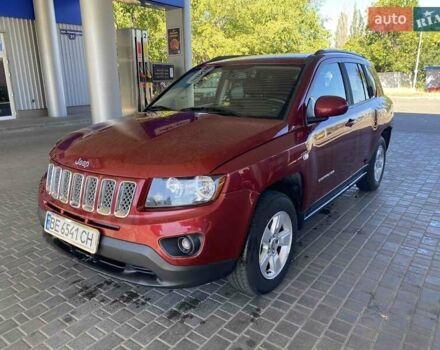 Червоний Джип Compass, об'ємом двигуна 2 л та пробігом 170 тис. км за 9500 $, фото 1 на Automoto.ua