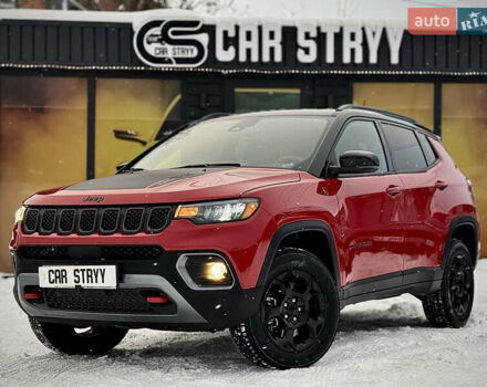 Красный Джип Компас, объемом двигателя 2 л и пробегом 24 тыс. км за 22900 $, фото 1 на Automoto.ua