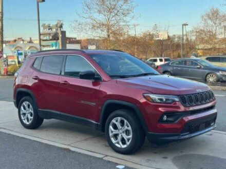 Красный Джип Компас, объемом двигателя 2 л и пробегом 10 тыс. км за 10200 $, фото 1 на Automoto.ua